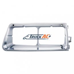 06-15233-000 Headlight Bezel For 1989-2009 Freightliner FLD - Driver - United Pacific 40966B