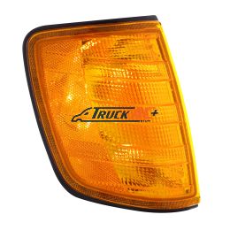 A06-17139-000 Turn Signal Light For 1990-2007 Freightliner FLD - Passenger - United Pacific 32354