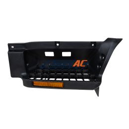 8-98022-775-3 Step Panel With Reflector & Mud Flap For Isuzu NPR (ELF 400/500/600) - Driver - United Pacific 21742