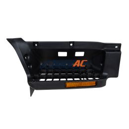 8-98022-774-3 Step Panel With Reflector & Mud Flap For Isuzu NPR (ELF 400/500/600) - Passenger - United Pacific 21743
