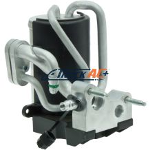 OEM Navistar A/C Receiver Drier - Navistar 3839360C91, 3839360C92, Truck Air 07-0818A, MEI 7421