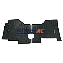 RigGear Floor Mat Set For Peterbilt 579/567 (2014-2021), Kenworth T680 (2013-2021) And T880 (2015-2024) - United Pacific 42511